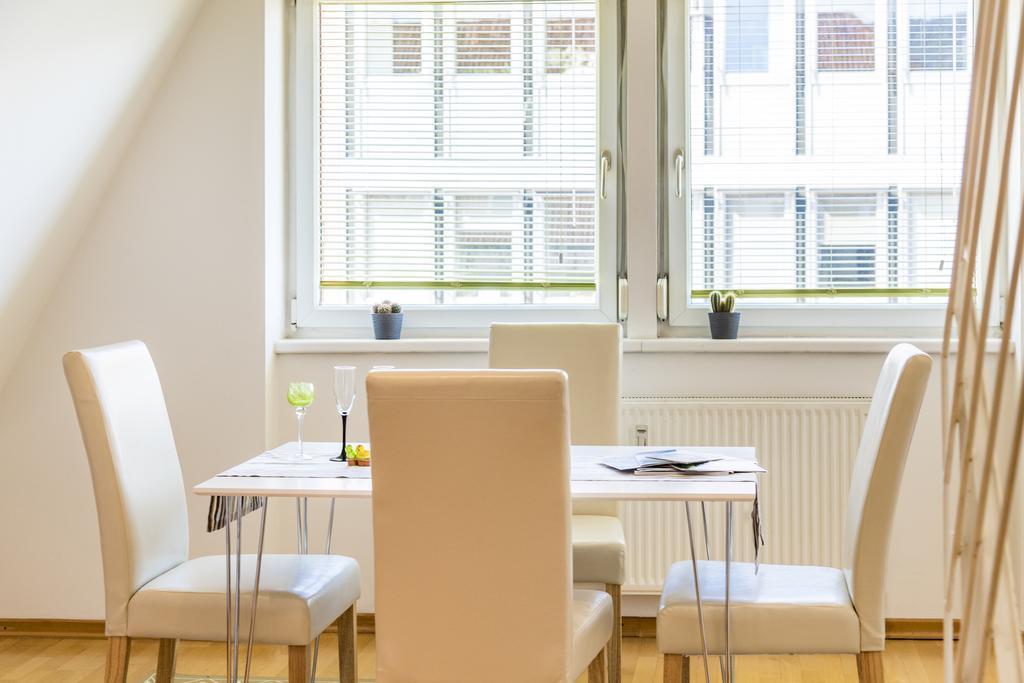 Maisonette Apartment am Bahnhof - Adults only Innsbruck Exterior foto