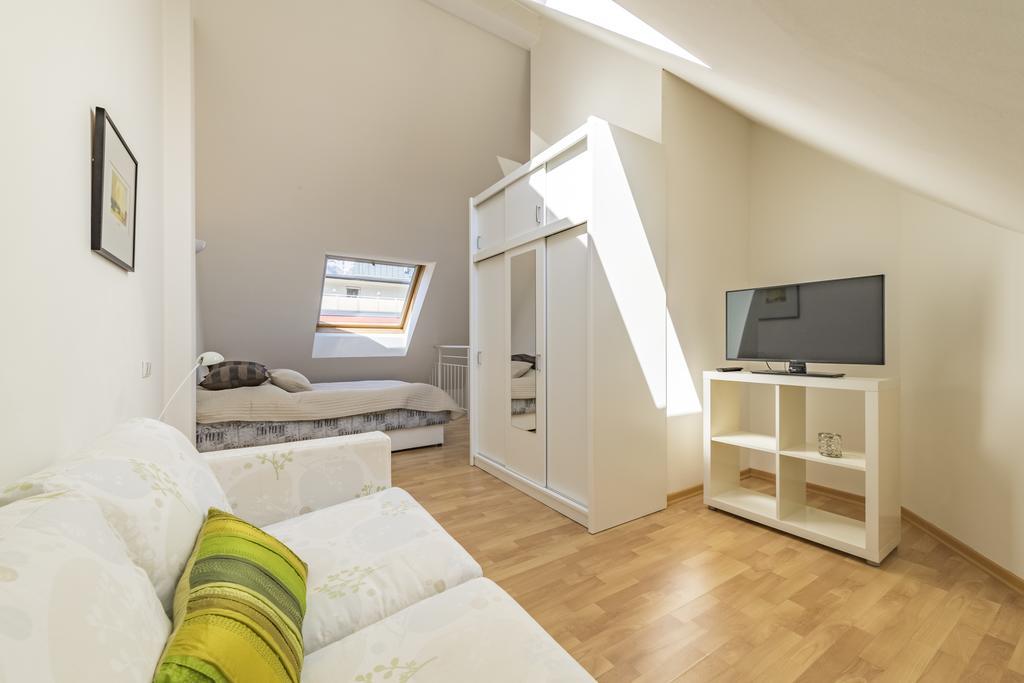 Maisonette Apartment am Bahnhof - Adults only Innsbruck Exterior foto
