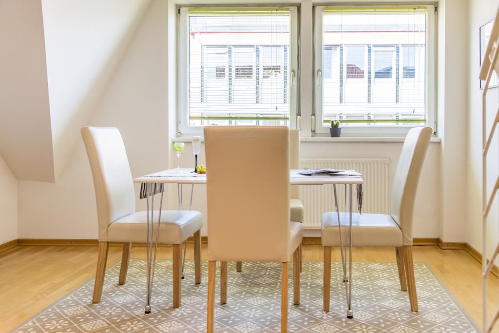 Maisonette Apartment am Bahnhof - Adults only Innsbruck Exterior foto