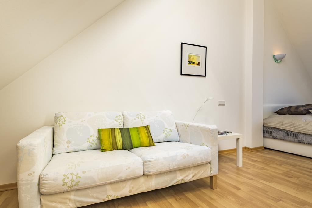 Maisonette Apartment am Bahnhof - Adults only Innsbruck Exterior foto