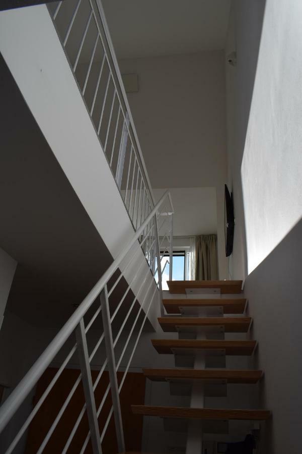 Maisonette Apartment am Bahnhof - Adults only Innsbruck Exterior foto