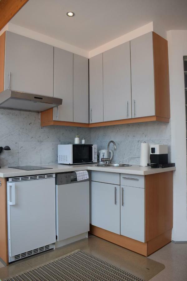 Maisonette Apartment am Bahnhof - Adults only Innsbruck Exterior foto